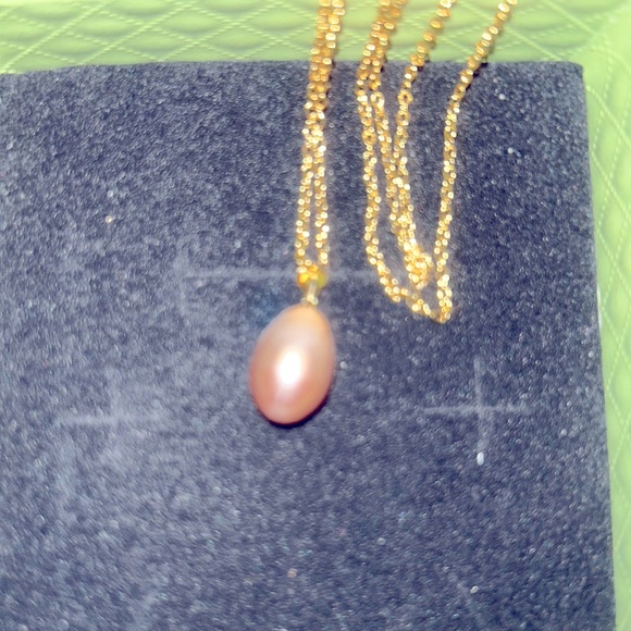 18KT Solid Gold Pink Freshwater Pearl 17” Necklace - Picture 8 of 8